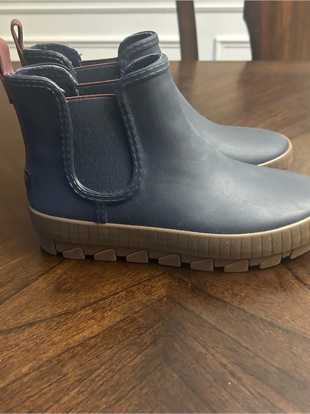 Sperry Women's Torrent Seasonal Rain Boot, Navy/Gum, 6.5 New - Picture 2 of 7